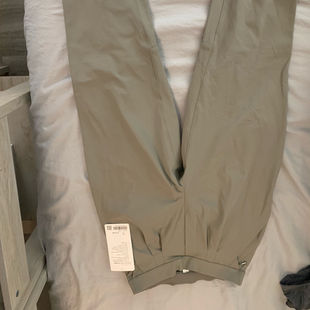 Brand new Lululemon trousers!
